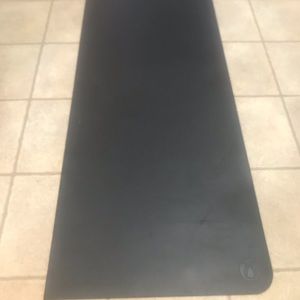 lululemon yoga mat
